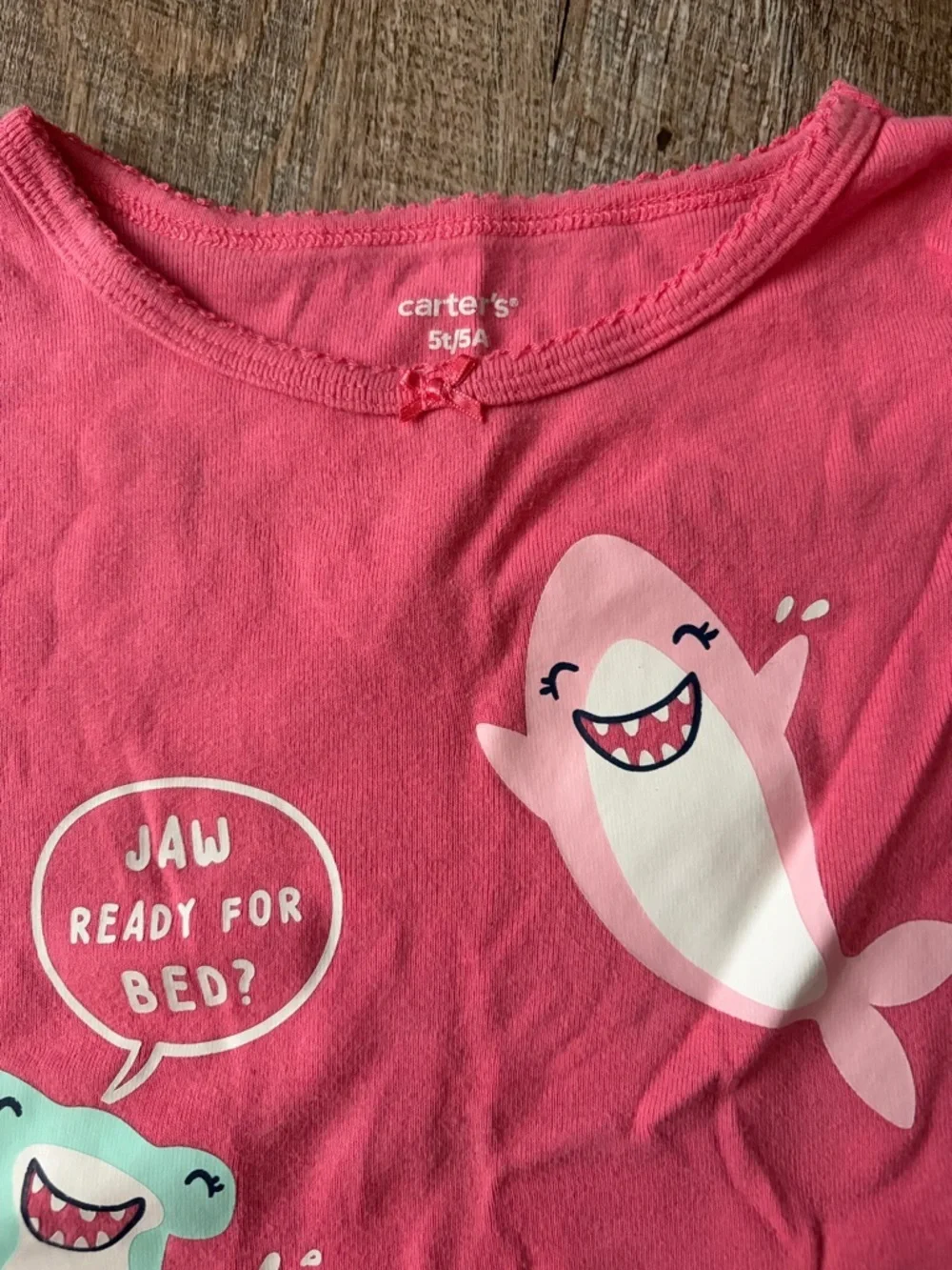 🌸 $10 SALE 🌸 Carter's Pink Shark & Crocodile Two-Piece Pajama Set